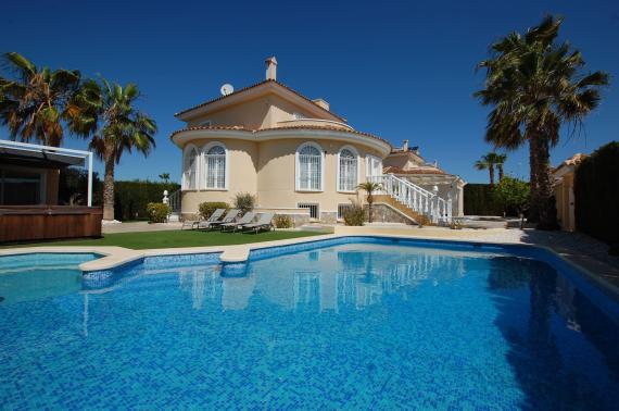 Villa in Doña Pepa, Ciudad Quesada