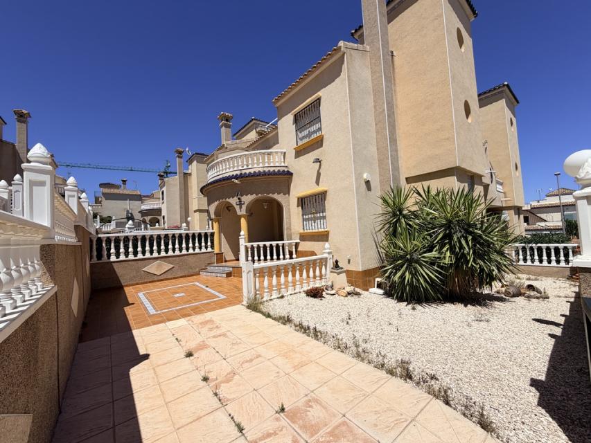 Townhouse in Orihuela Costa , Costa Blanca South